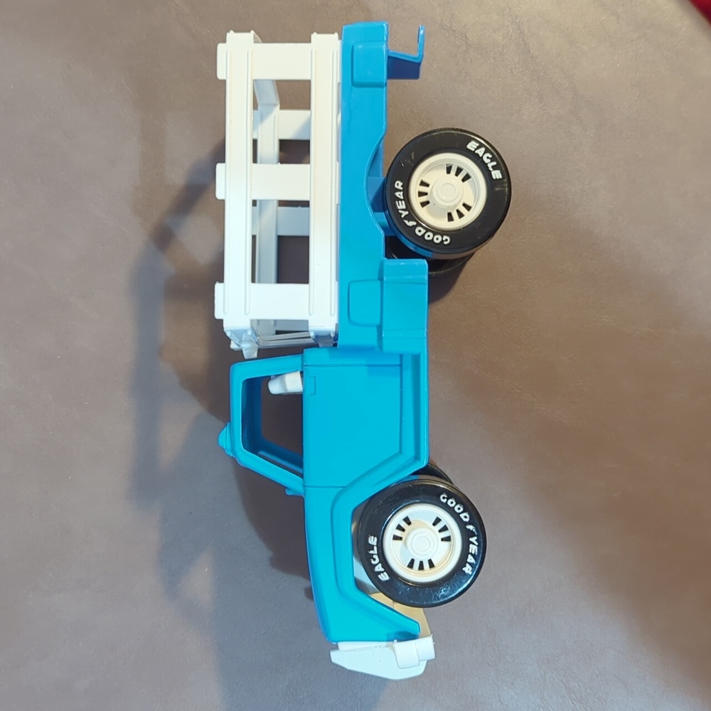 American Plastic Toys blue truck item 725 flatbed racks Eagle Goodyear - Picture 4 of 9